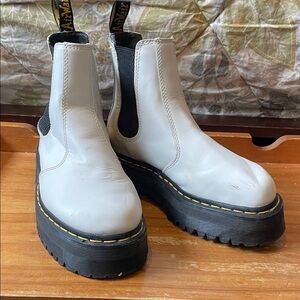 Dr Martens 2976 Quad platform boots